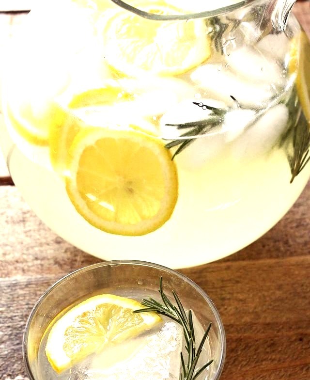rosemary lemonade