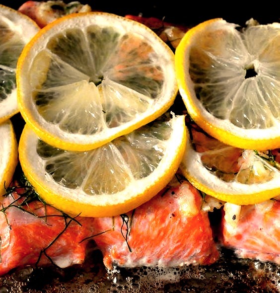 salmon with lemon, dill and garlic butter